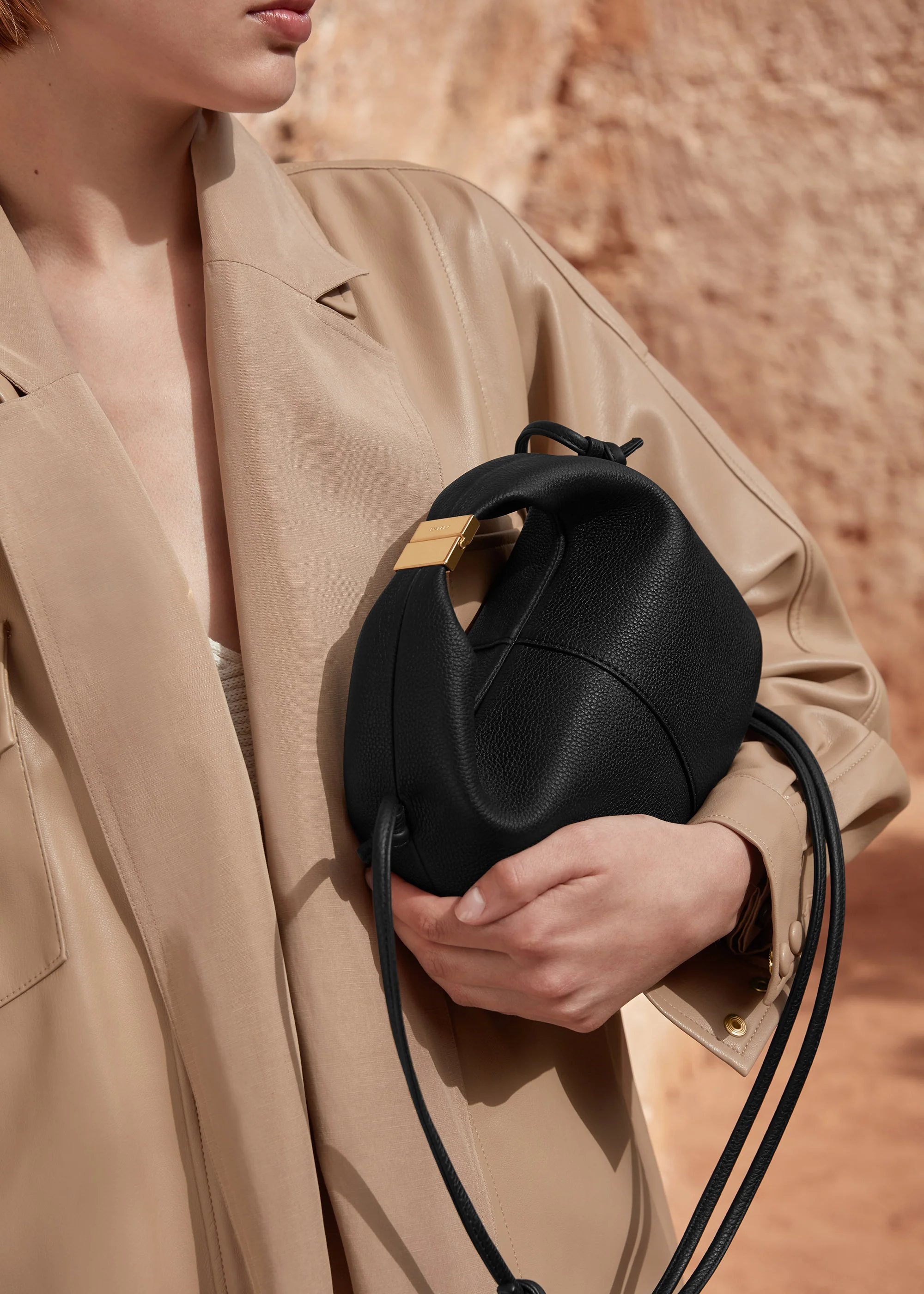 Béri - Schwarz Genarbtes Leder - Image 3