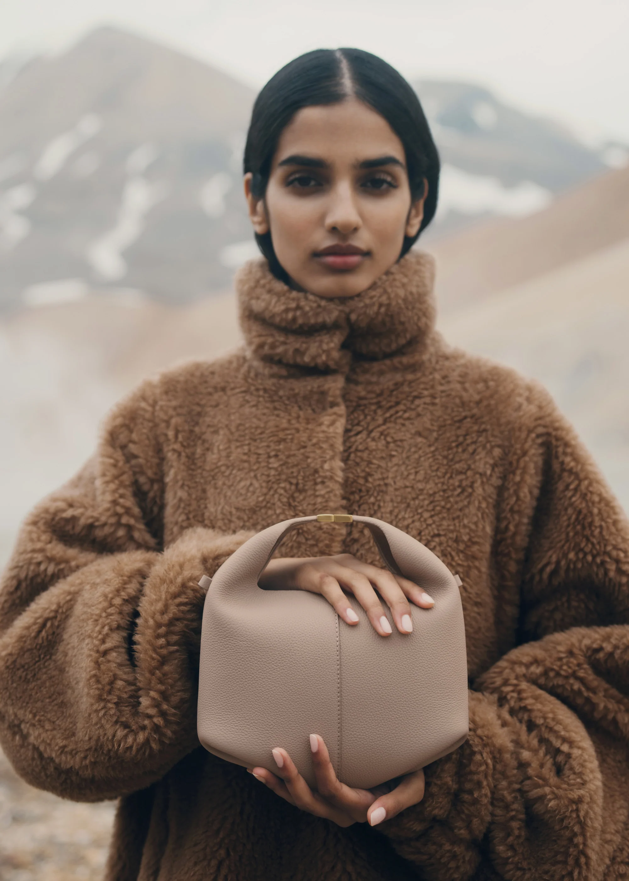 Béri - Taupe Genarbtes Leder - Image 4