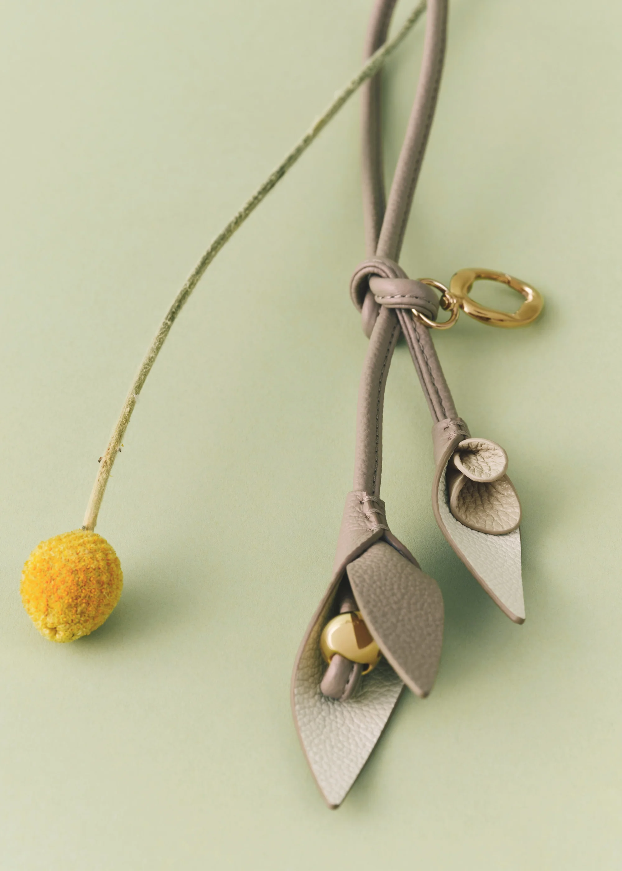 Charm Touka - Trio Kreide - Image 2