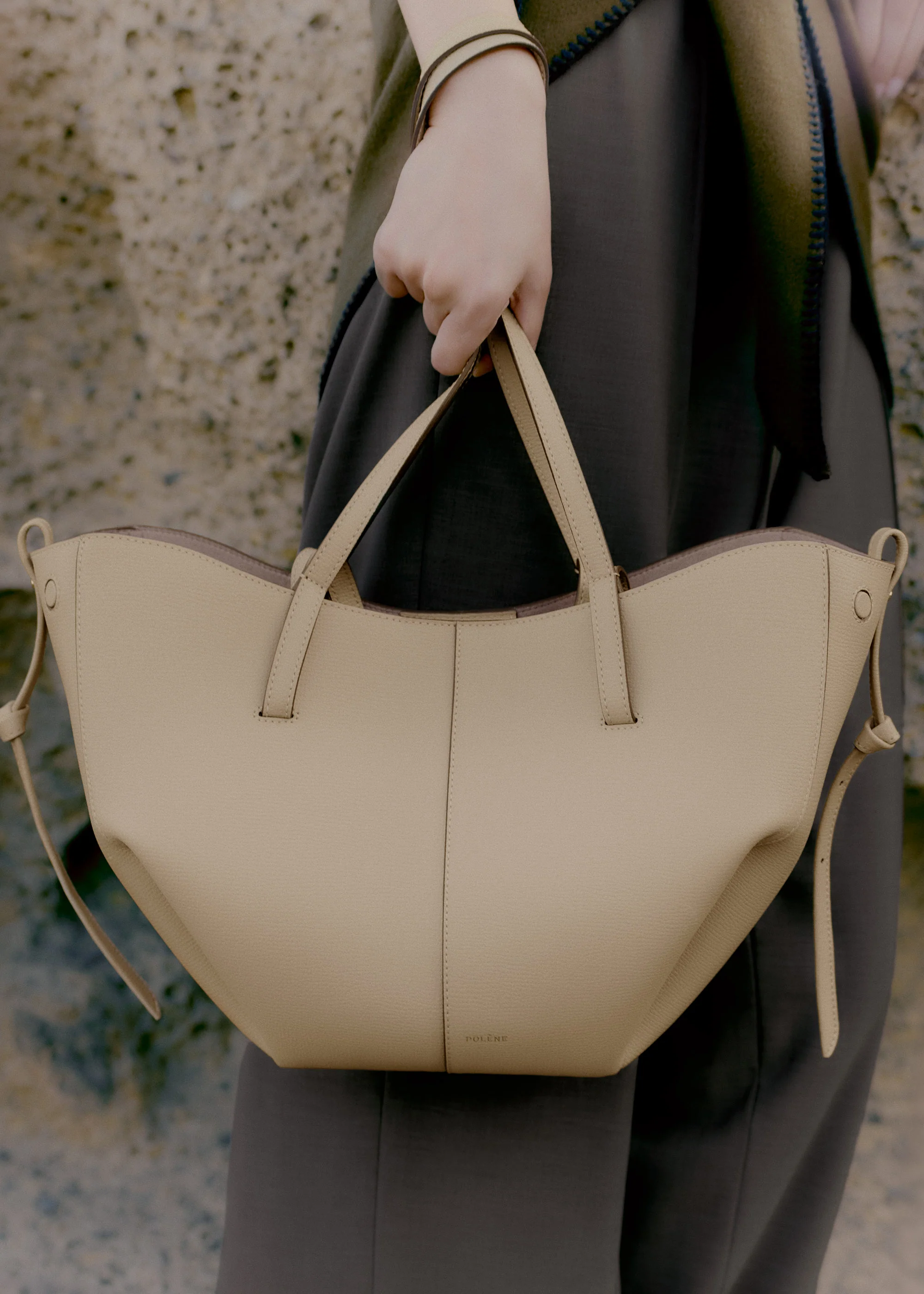 Cyme Mini - Sand Genarbtes Leder - Image 4