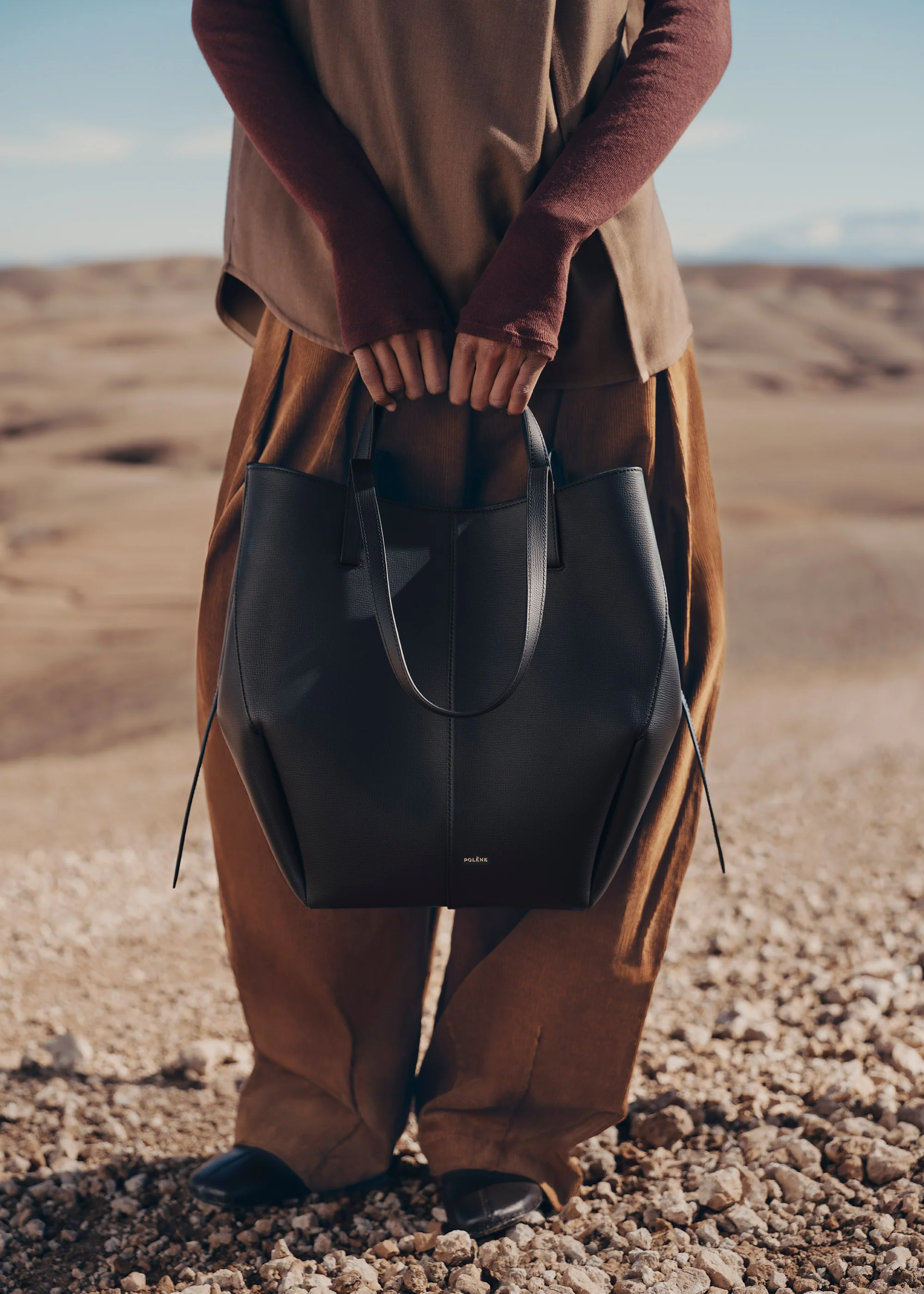Cyme Tote - Schwarz Genarbtes Leder - Image 4