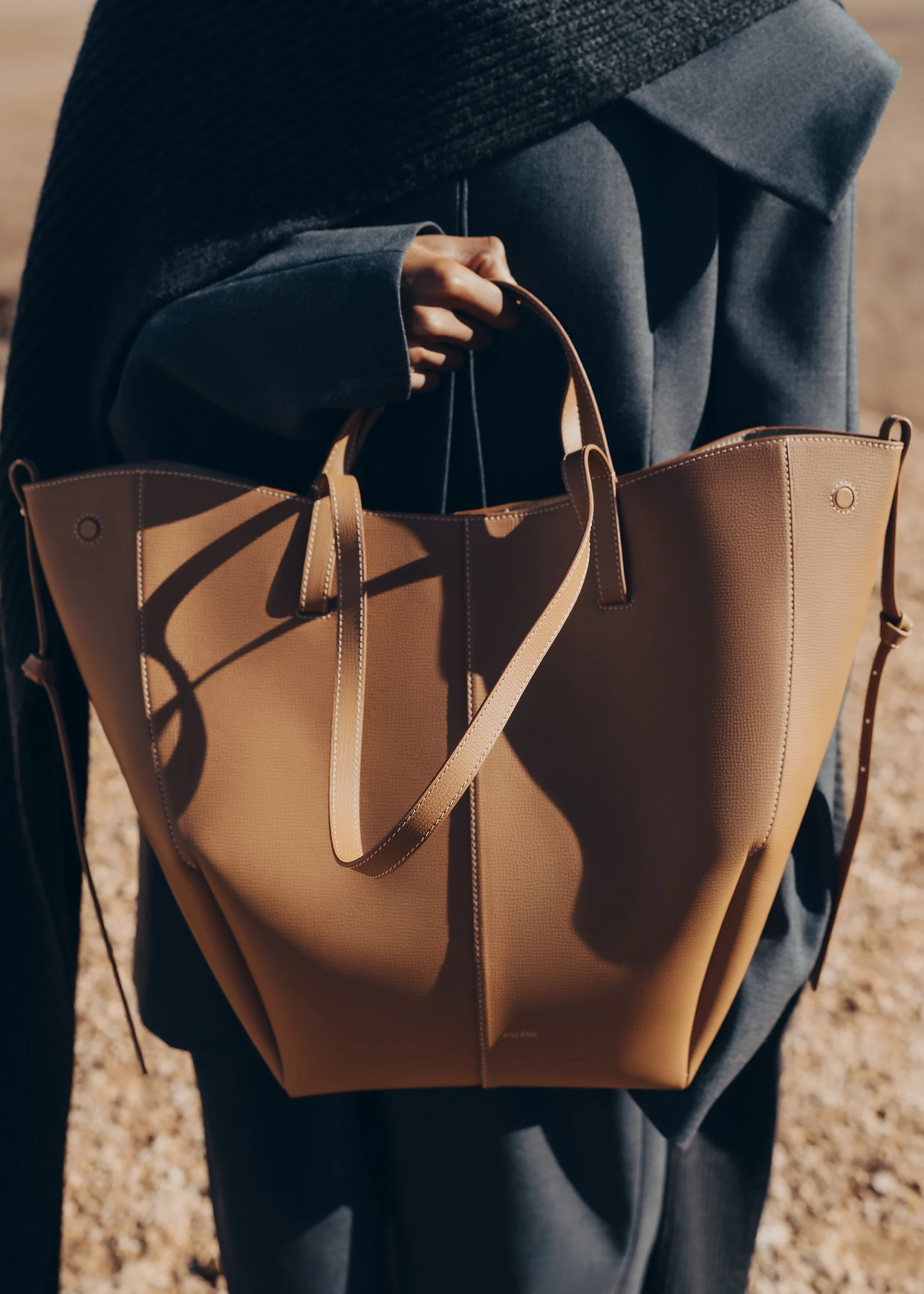 Cyme Tote - Camel Genarbtes Leder - Image 4