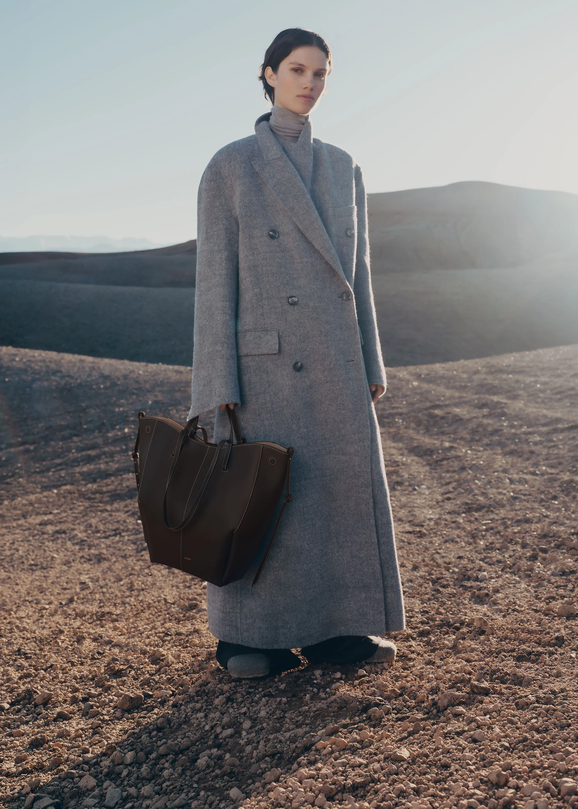 Cyme Tote - Ebenholz Genarbtes Leder - Image 2
