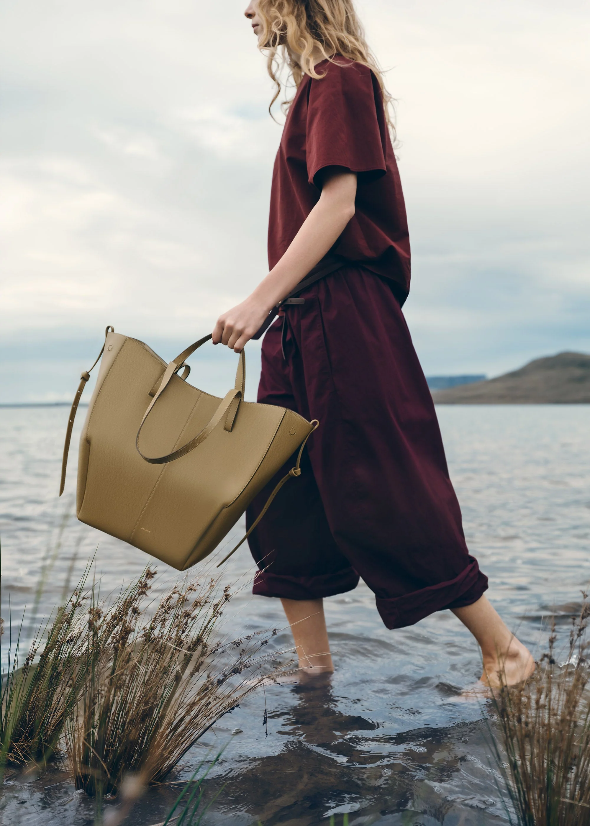 Cyme Tote - Olivbraun Genarbtes Leder - Image 4