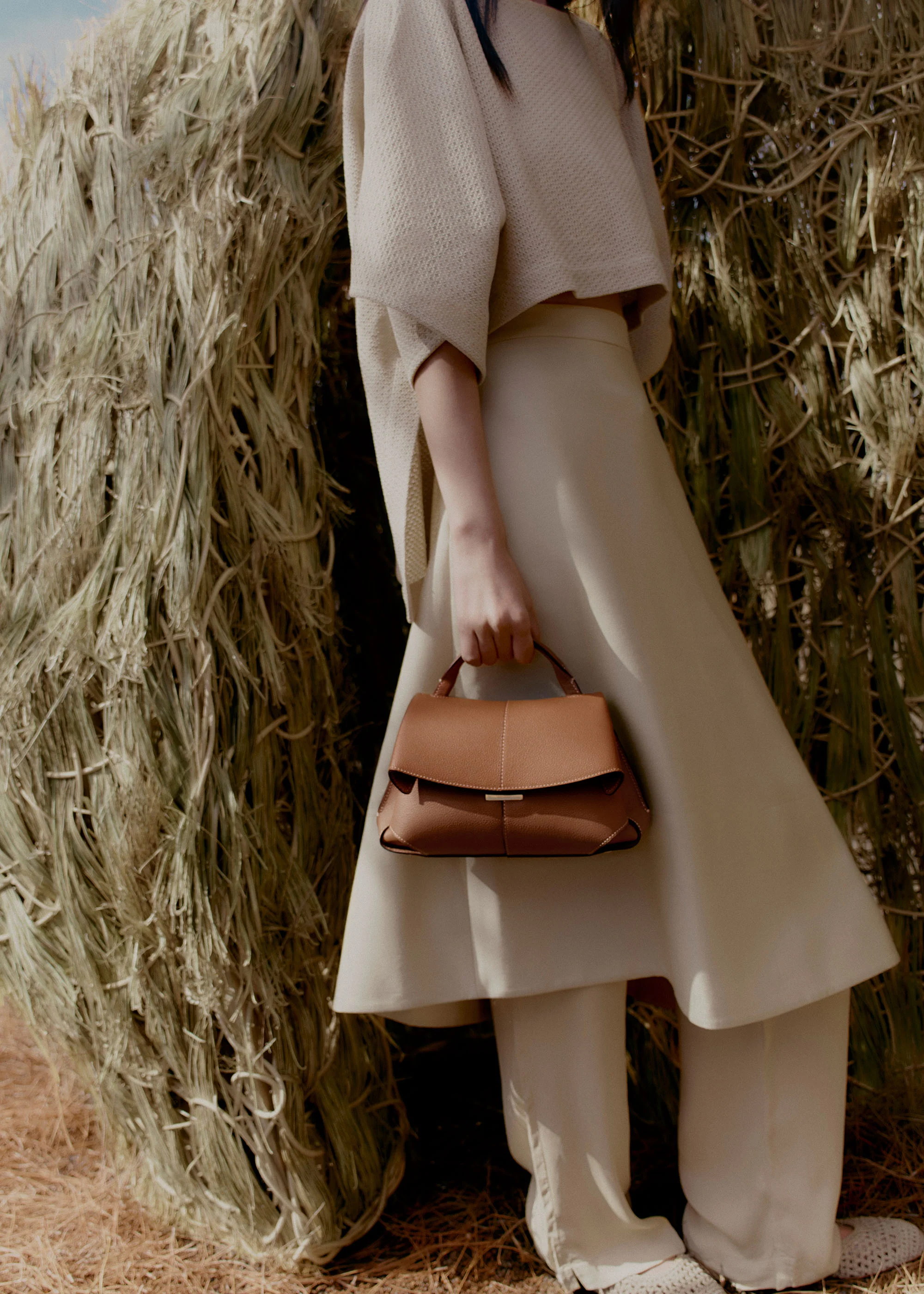 Mokki Mini - Camel Genarbtes Leder - Image 4