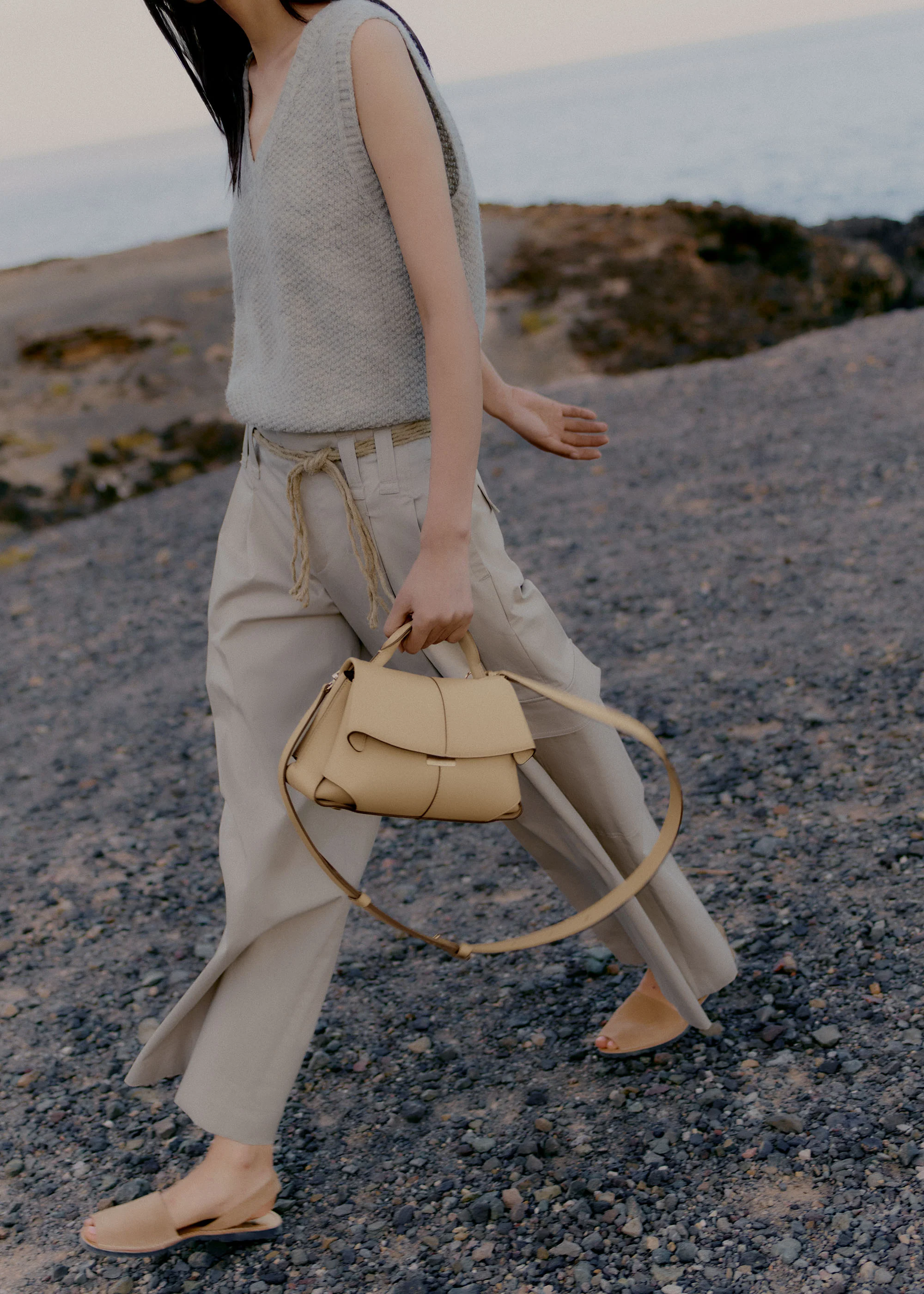 Mokki Mini - Sand Genarbtes Leder - Image 4