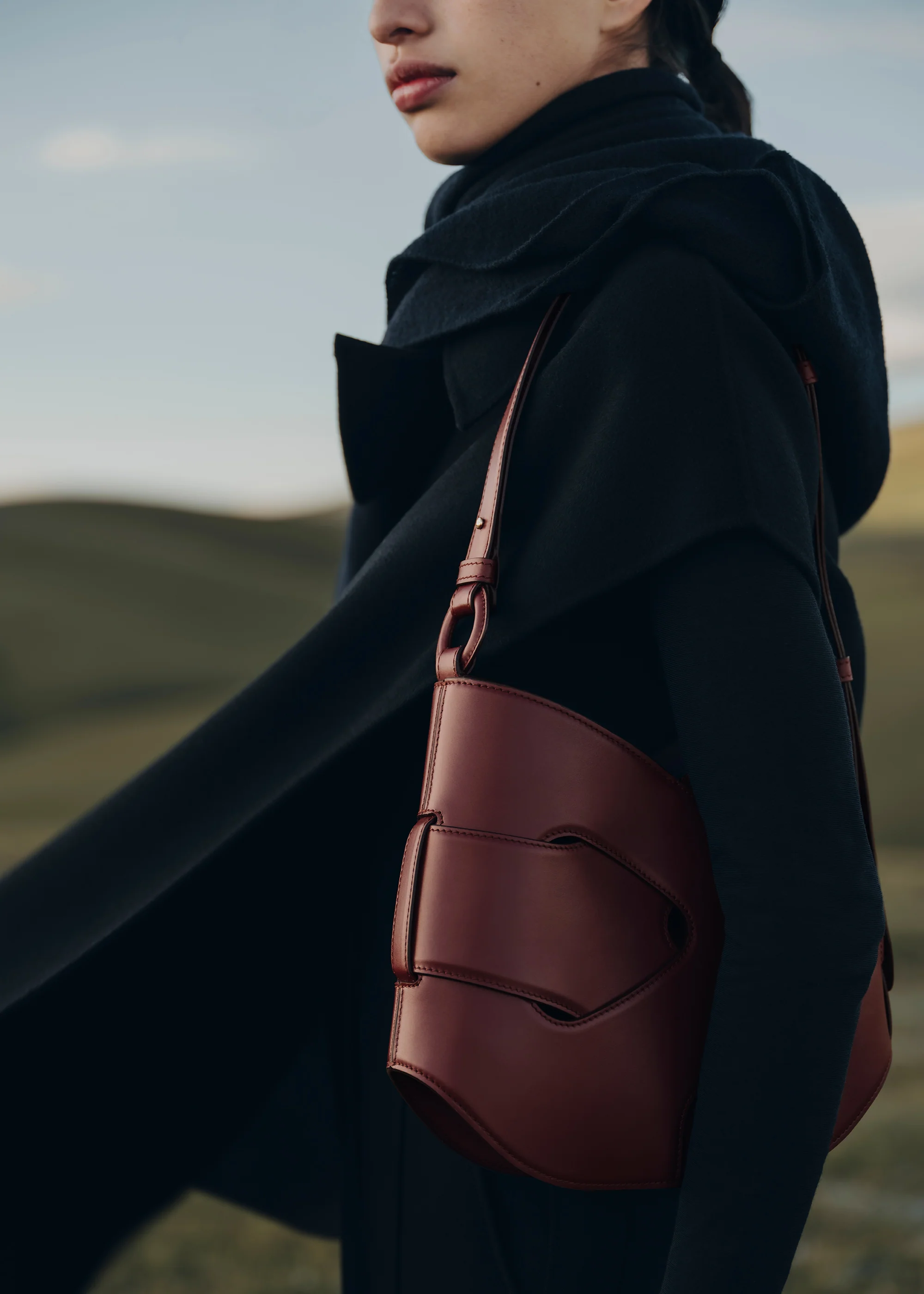 Nodde Hobo - Schwarze Kirsche Glattes Leder - Image 4