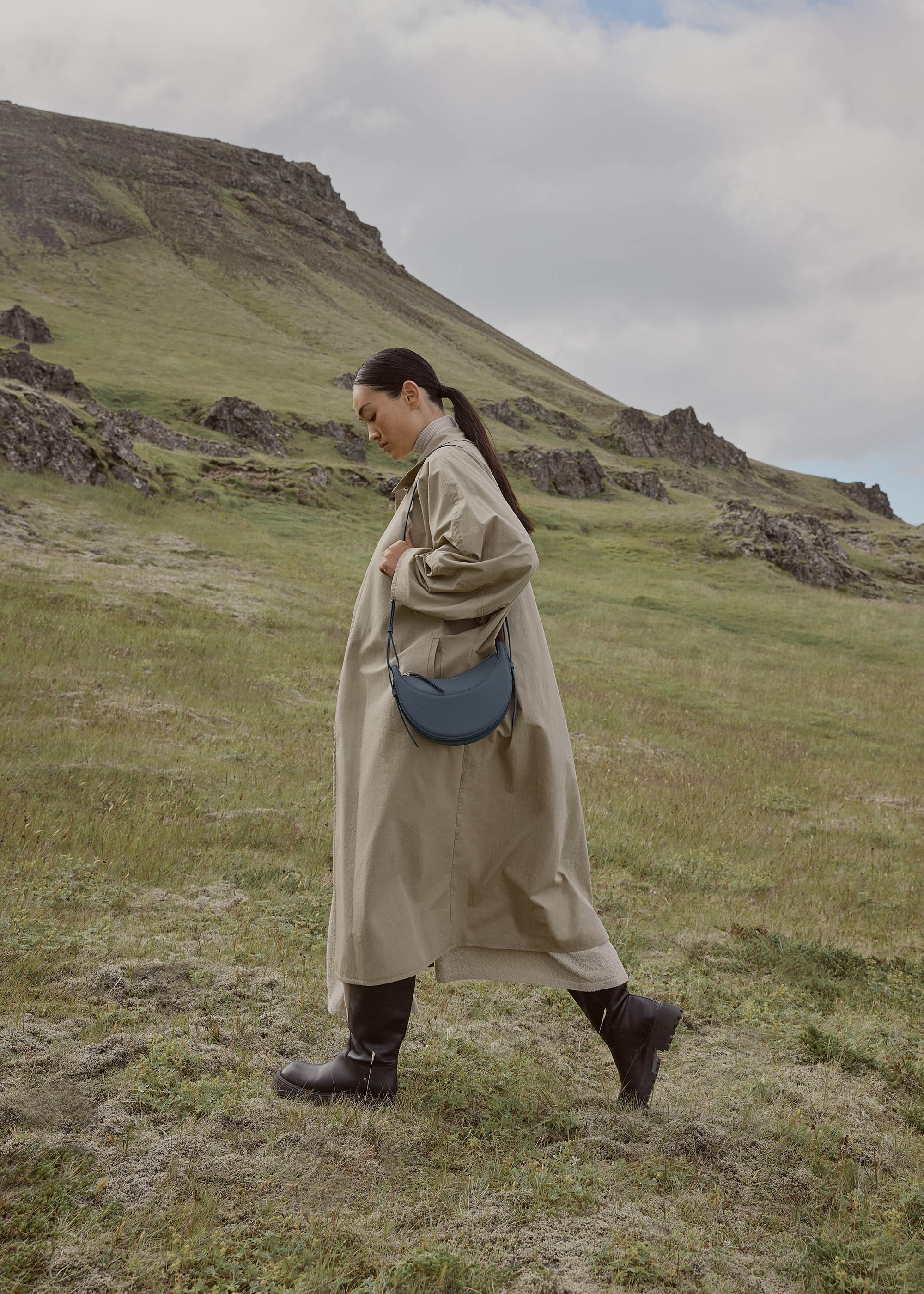 Numéro Dix - Mitternachtsblau Genarbtes Leder - Image 6