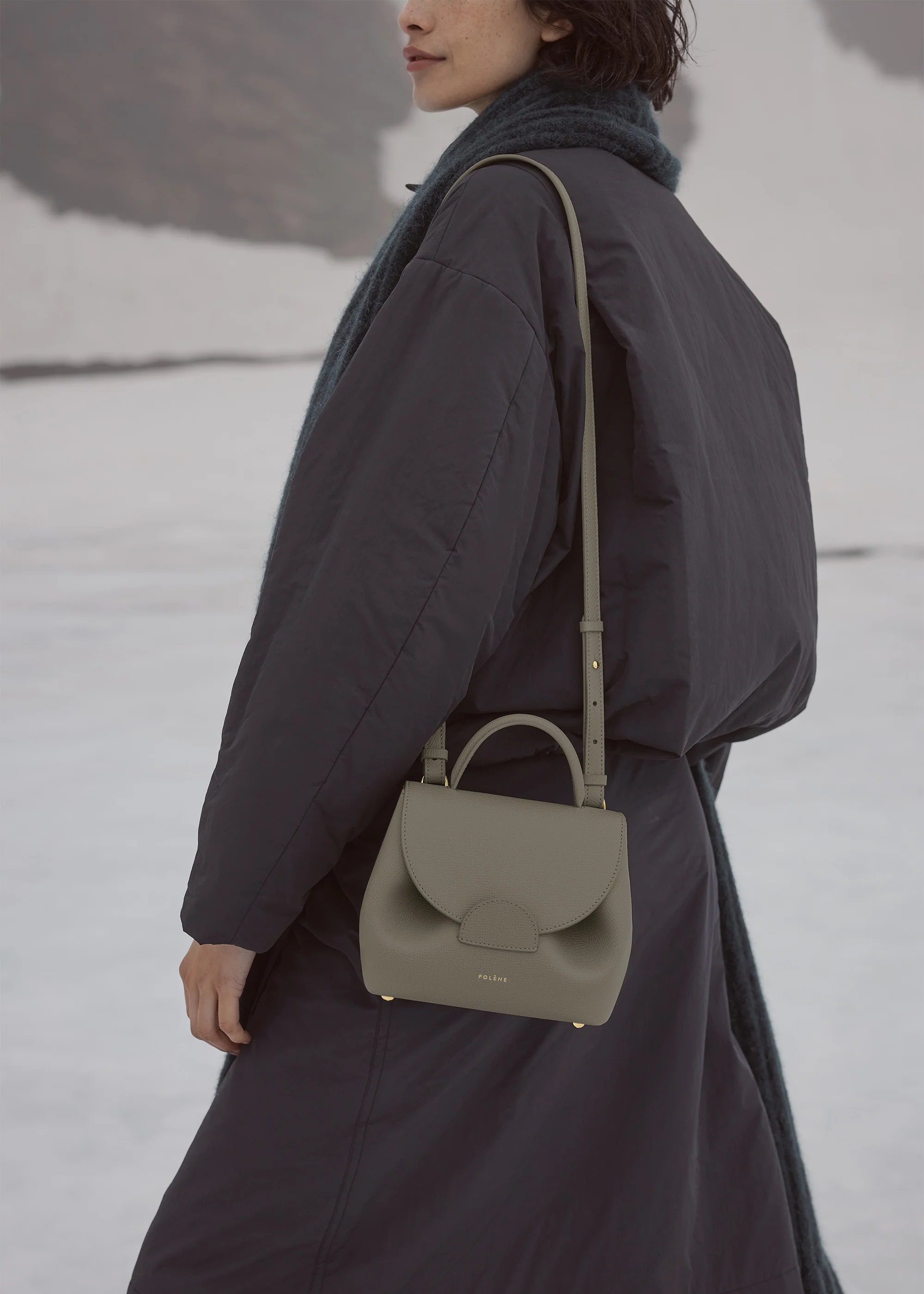 Numéro Un Nano - Olive Genarbtes Leder - Image 3